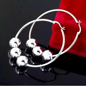 🎉HP🎉 Silver Hoop Earrings
